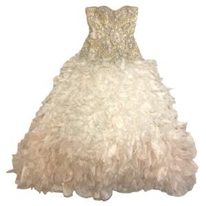 Ysa Makino Designer Wedding Gown Embellished Strapless 10